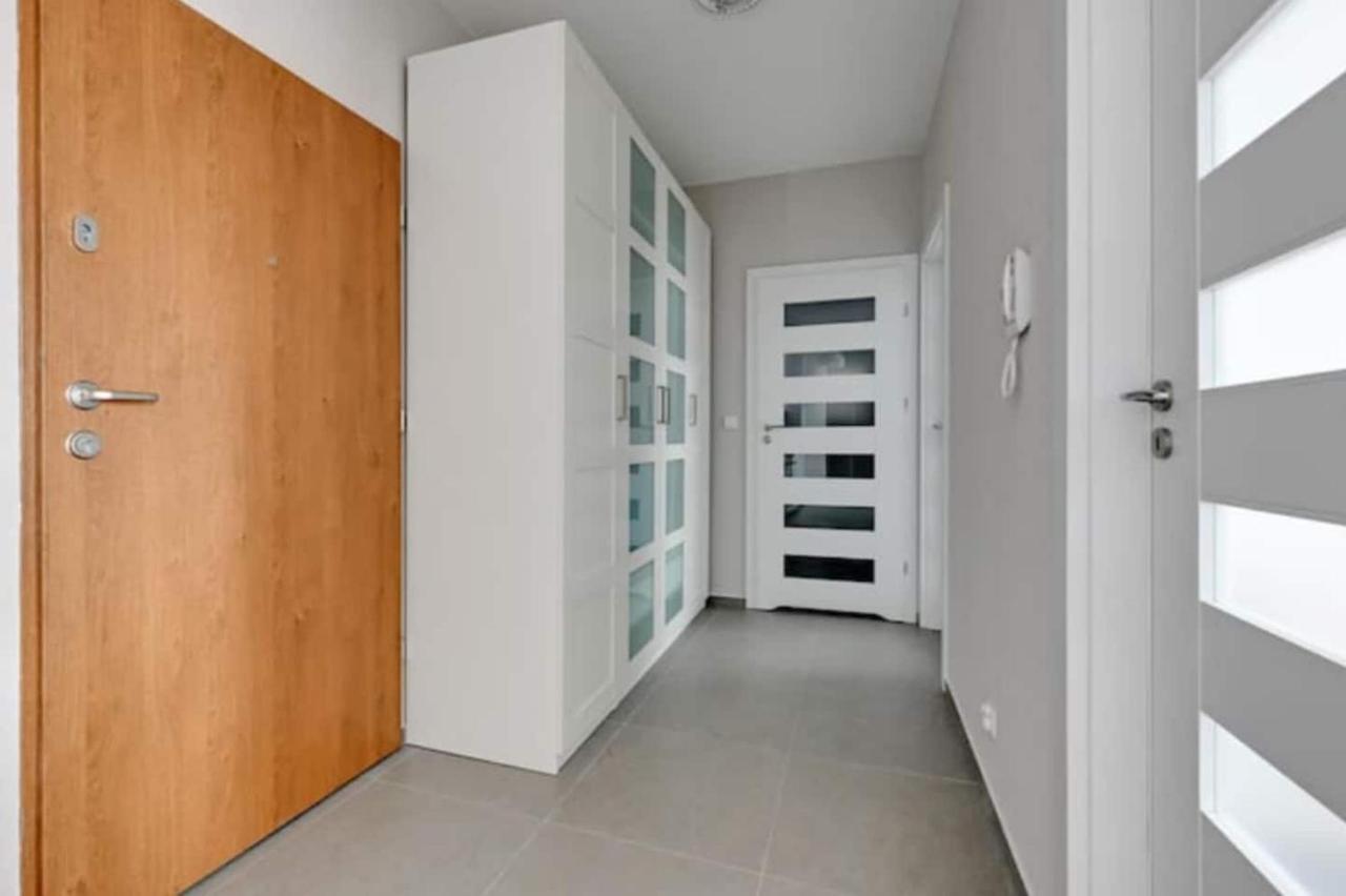 Golden Apartments Dluga Grobla 10-41 กดัญสก์ ภายนอก รูปภาพ